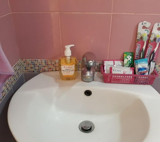 Spacious Loft  Unit near the beach