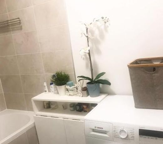 Cosy 74m2 apartment close to Paris and La Defense