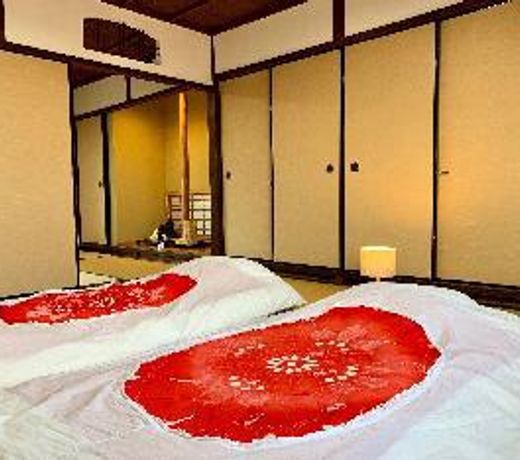 Kansai Airport 20 minutes  Outlet One Station  S