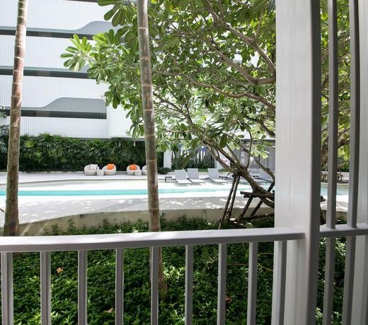 LuxuryRoomCenterPhuketEasyBeachFreeWifi&Elec&Water
