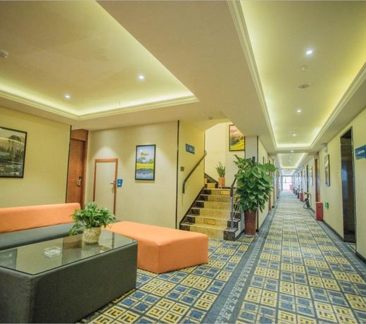PAI HotelsÂ·Guiyang North Railway Station