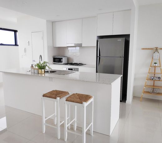 Stylish 2Bed 2Bath Apt -Breakfast + View Included!