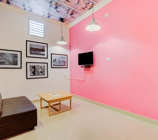 OYO 19016 Cosy 1BHK