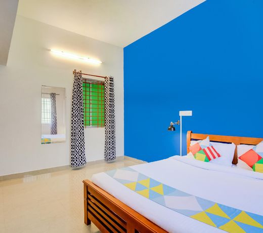 OYO 19017 Cosy 1BHK
