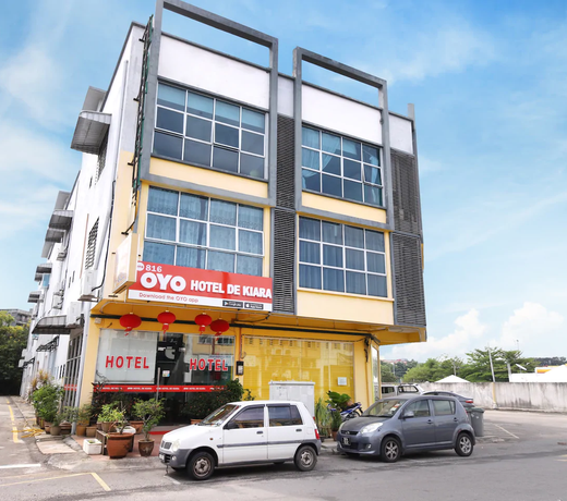 OYO 816 Hotel De Kiara