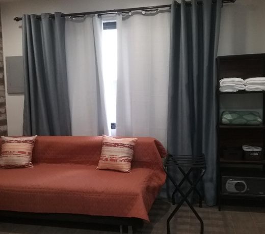 Cozy Guest House nr Greenhills Wilson St 100MBPS