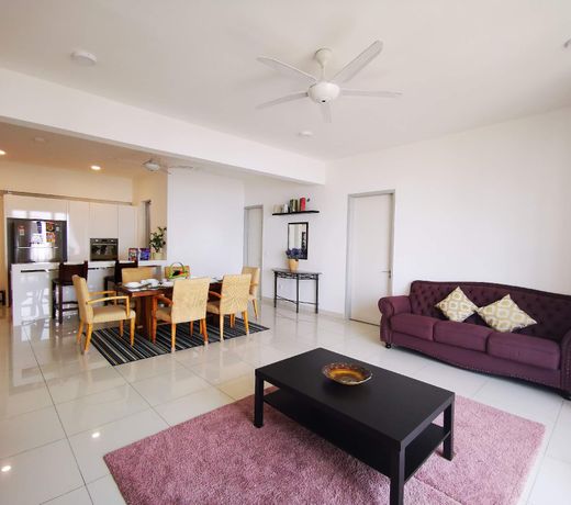 The Seaview Lodge|SwimmingPool|Free Wifi|1 Carpark