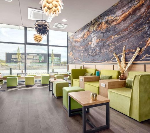 Super 8 by Wyndham Oberhausen