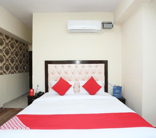 Capital O 36059 Hotel Shimaya