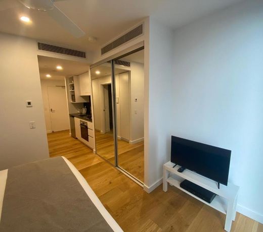 Brisbane One Apartments by CLLIX