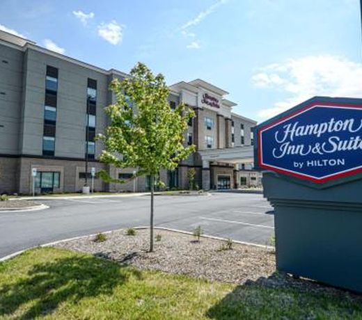 Hampton Inn & Suites Lenoir, NC