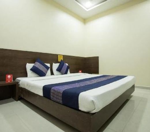 Anroute Stay - Near Mahakal Temple