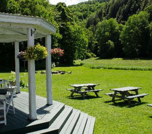 Lareau Farm Inn