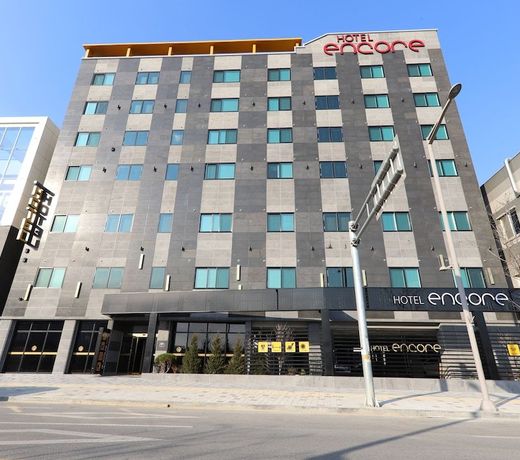 Hotel Encore