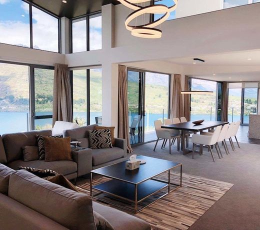Luxury Lakeside Home with Remarkable View