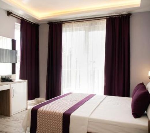 AF-RA Hotel