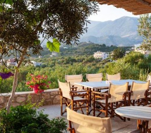 Toni Retzo Rooms