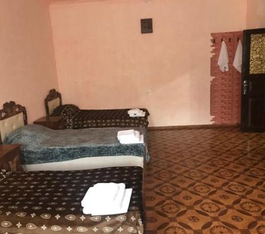 B&B Galstyan 44
