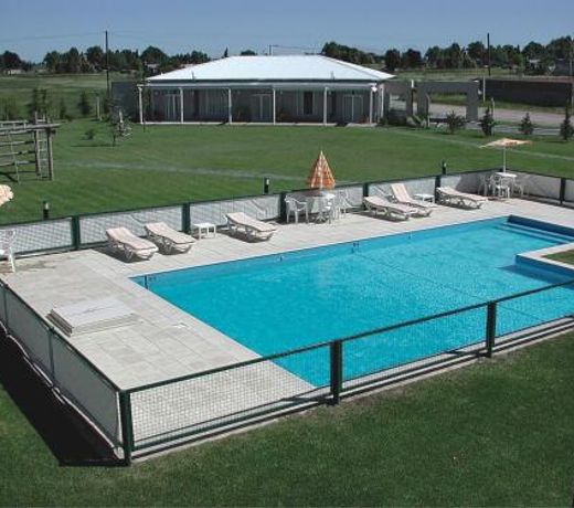 Elegance Hotel