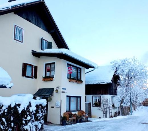 Haus Moni