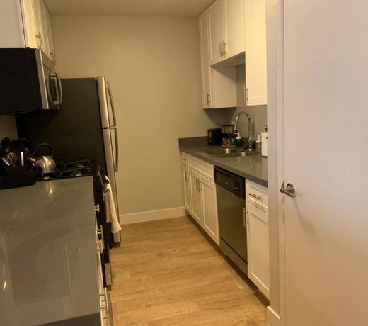 Hollywood Home one bedroom free parking