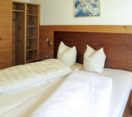 Apartment Simon - KPL271 by Interhome