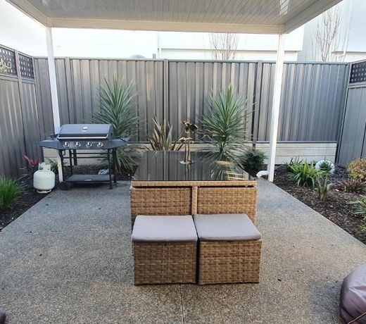 Luxury home in Christies Beach with King Bed, NBN, Netflix, 3Bed 2Bath