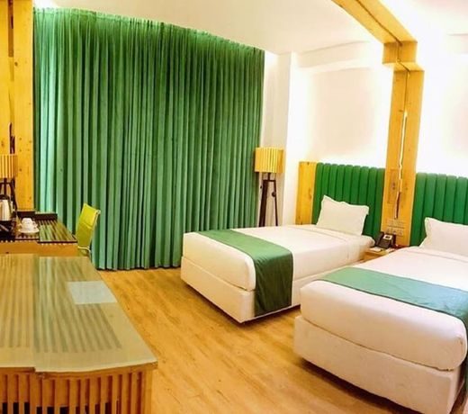 Grace Cox Smart Hotel