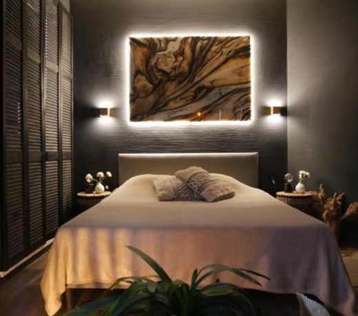 SLEEP INN - Black and Gold Loft Antwerp Cityview