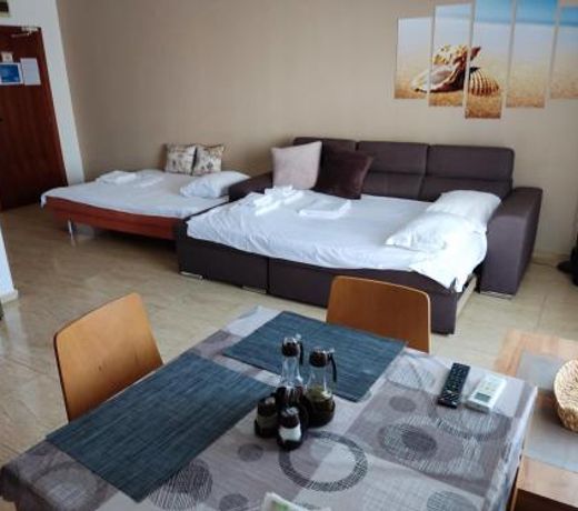 Charis Cozy Family apart at Sun Village Complex close to the Beach