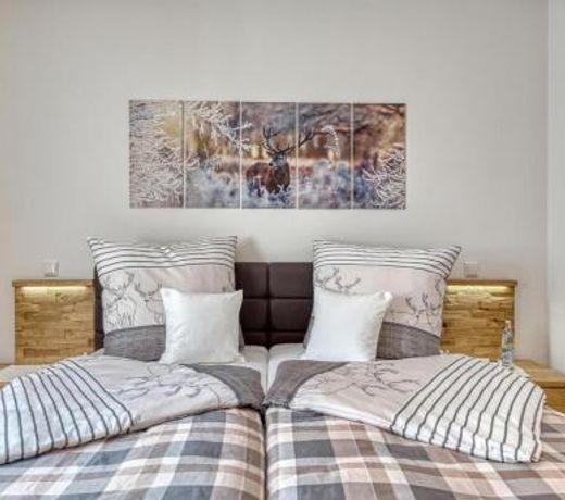 Pension und Ferienchalets Zum Lebzelter