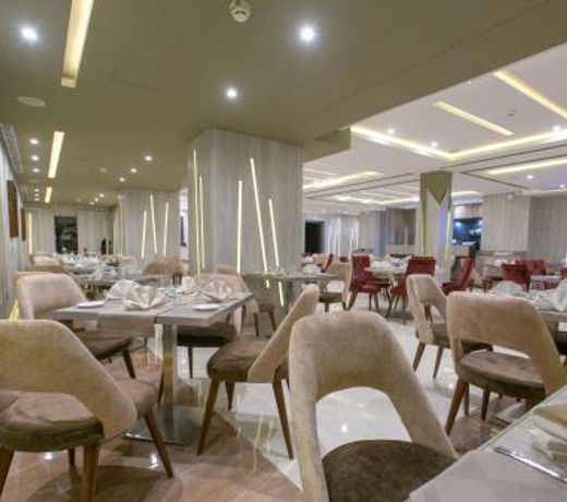 MADAURE HOTEL