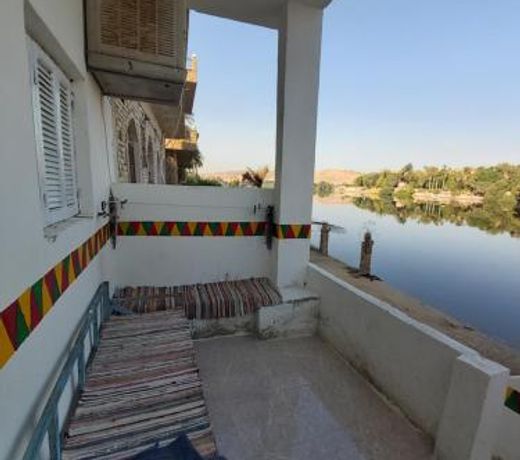 Otasho Nile view house