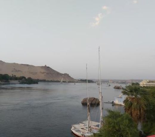 Otasho Nile view house