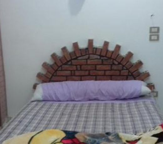 Memnoun house