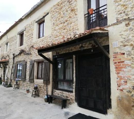 Algarabiastaying 2 granja San Julian