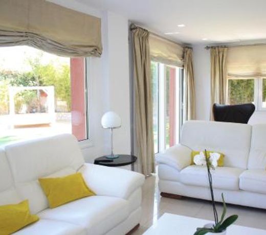 Ohana Luxury Villa with Heated Pool