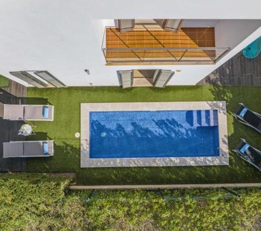 Villa Salines House