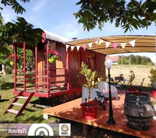 La roulotte d'Elicie Proche du Parc le Pal