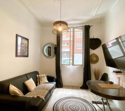 ARC DE TRIOMPHE-CARNOT Luxury & Design