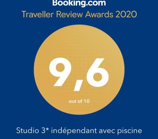 Maison 4 etoiles et Studio 3 etoiles independants avec piscine