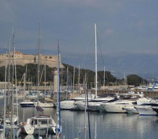 Antibes Vacances