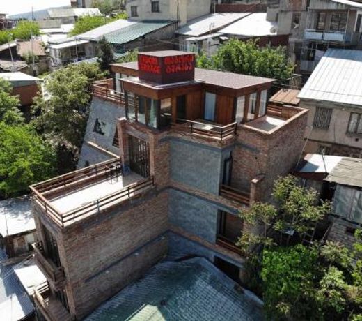 Tabori Terrace