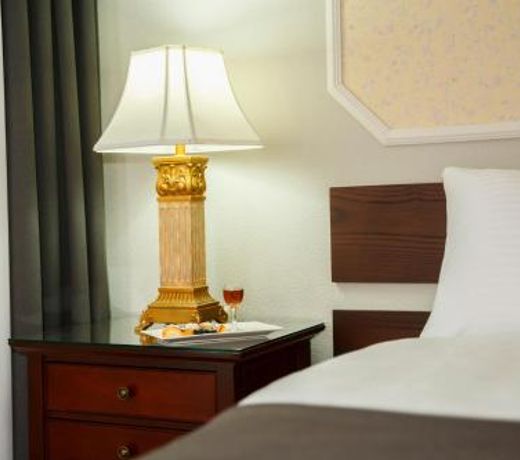 Tea for Two Hotel