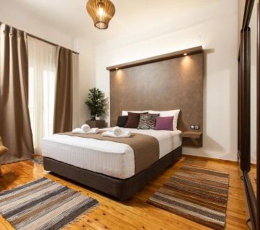 Downtown Luxury Boutique Suites - the grand suite