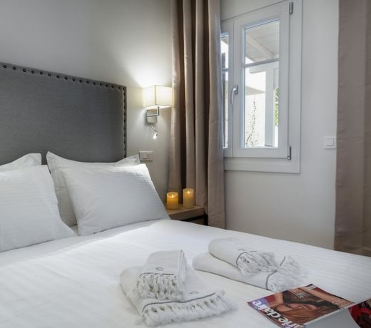 Porto Vecchio Luxury Suites