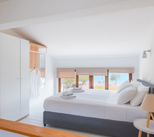 Naftilos Residences II