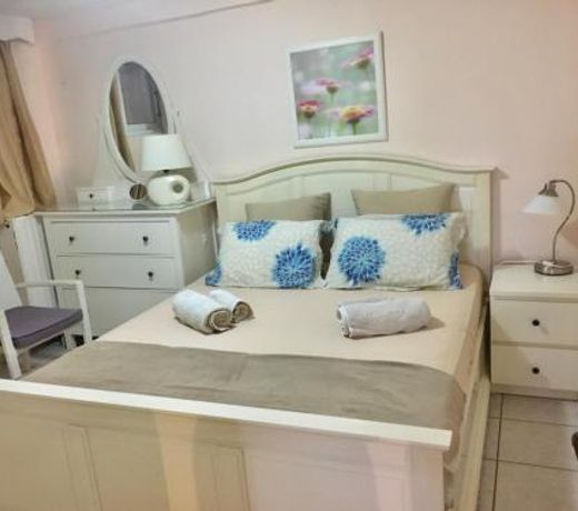 Apartment near airport and beach