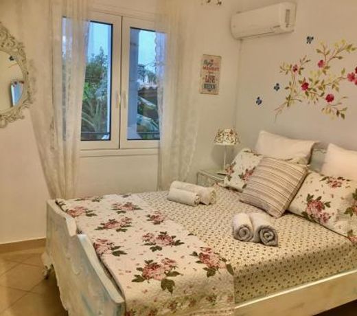 Apartment near airport and beach