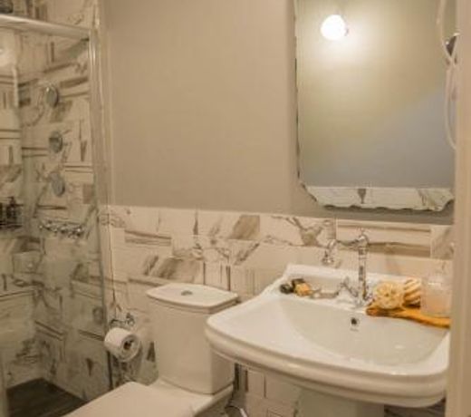 Kyria Boutique House